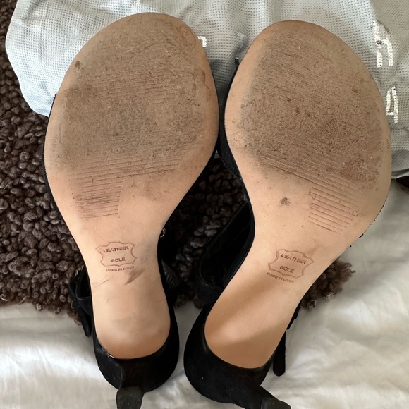 Stuart Weitzman “Frenchcuff” black suede heels - Picture 6 of 9